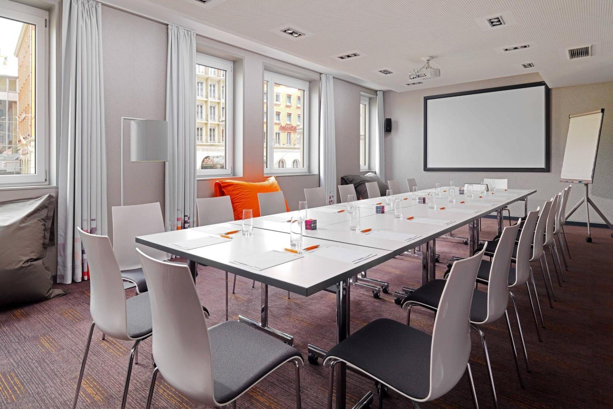 Aloft Muenchen Hotel Екстериор снимка